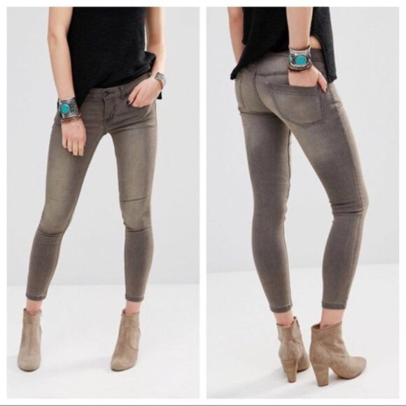 Free People Women's Murray Wash Skinny Jeans - Size 29 - Picture 7 of 11